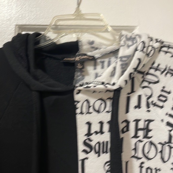 Almost Famous - Picture 2 of 8